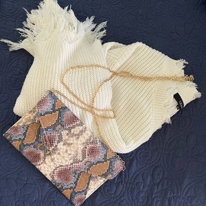 Urban Expressions Blue Snakeskin Clutch/Crossbody NWOT!!